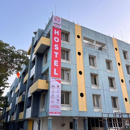 Amber House Hostel Пюн Екстериор снимка