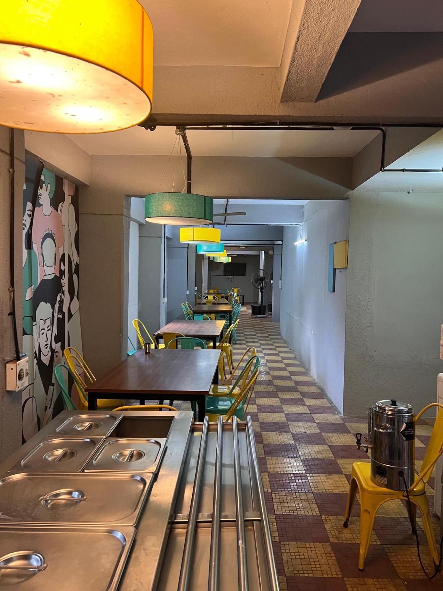 Amber House Hostel Пюн Екстериор снимка